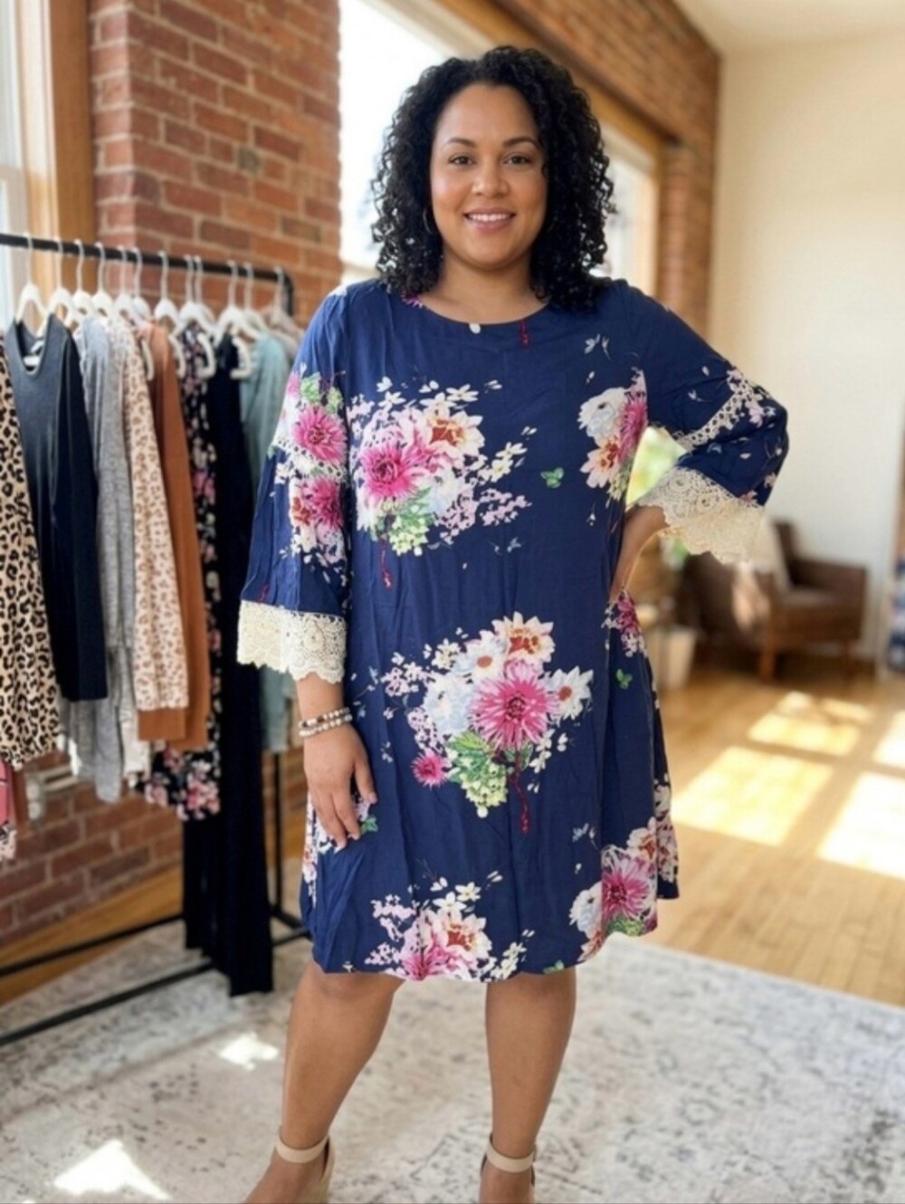 Davi & Dani NWT Navy Floral Lace Bell Sleeve Mini Summer Dress Size Large